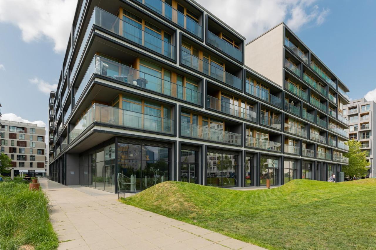Cozy & Sunny For 4 Guests Kolejowa By Renters Warszawa